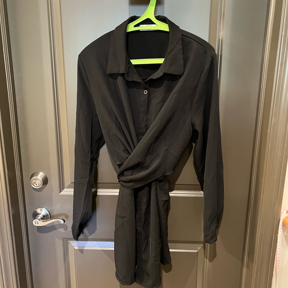 Black long sleeve blouse